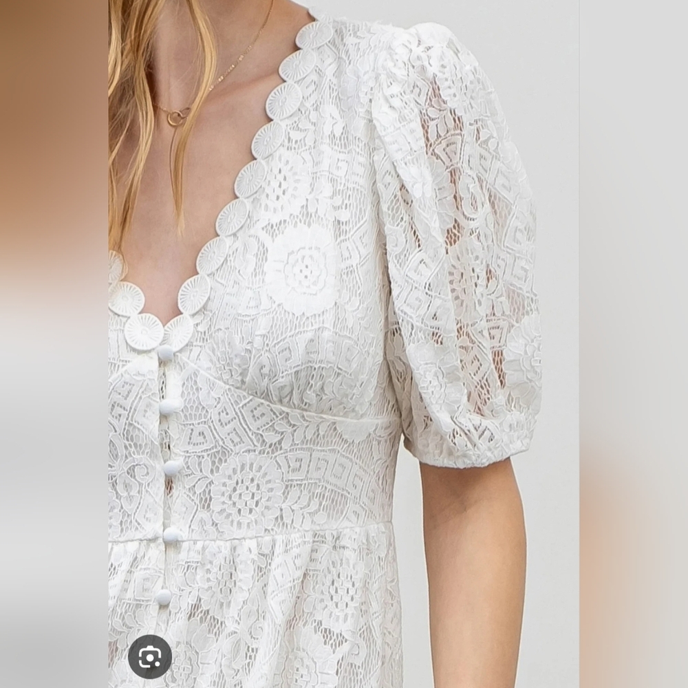 Blu Pepper Ivory Lace Puff Sleeve Dress
